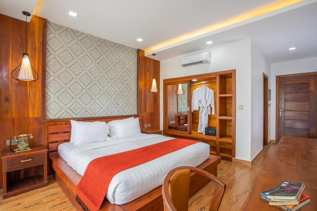 Готель Cambana La Riviere Boutique Баттамбанг Екстер'єр фото